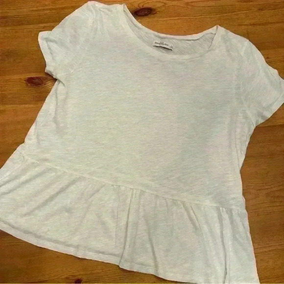 Abercrombie & Fitch oversized. T-shirt with ruffle size L women - Picture 3 of 9